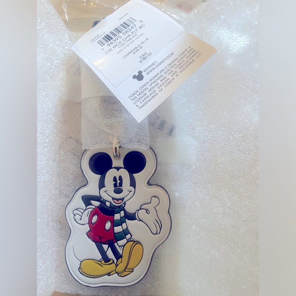 Coach mickie keychain